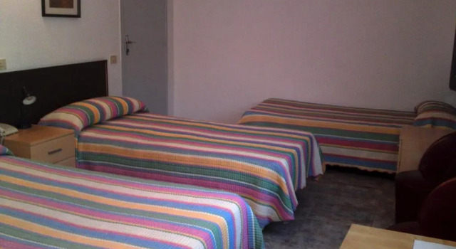 Hotel Peralba, Забронировать Отель Отели Сант-Жулиа-де-Лория с парковкой, Парковка