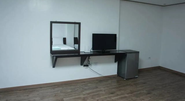 Hotel Gogo, Забронировать Отель Анхелес 