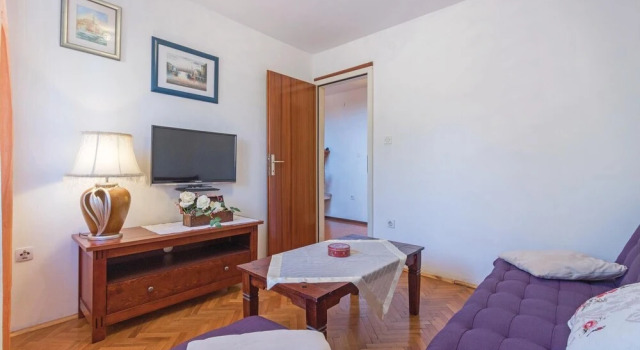 Stunning Home in Pula With 3 Bedrooms and Outdoor Swimming Pool