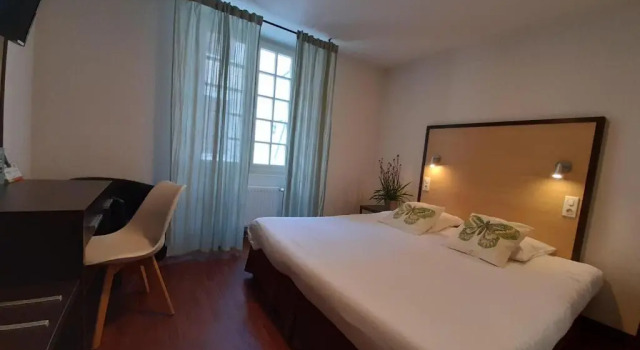 Двухместный номер Standard Hôtel Restaurant Le Commerce