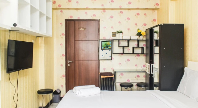 Nice and Comfort Studio at Bekasi Town Square Apartment