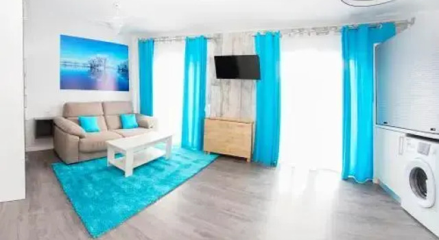 Estudio con balcones 2ºA playa76
