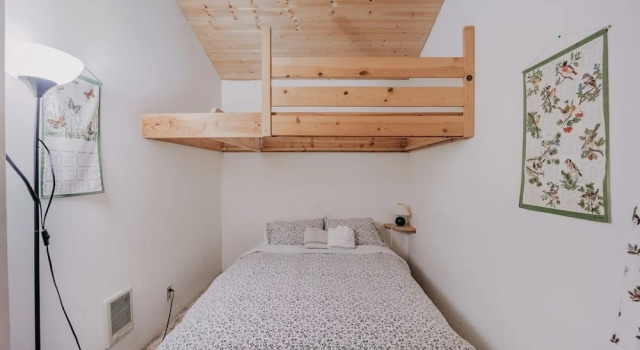 43sl - Hot Tub - Pets Ok - Bbq - Wifi 3 Bedroom Cabin by Redawning, Buchen Sie Ferienhaus Hotels in Glacier mit Parkplatz, Parkplätze