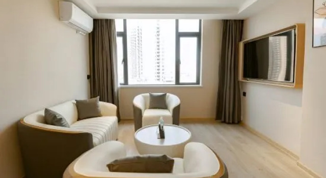 Люкс Elong Me Anlai Hotel (Maoming Xinyi Donghuicheng)