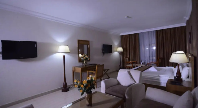 Люкс Classic City Center Hotel