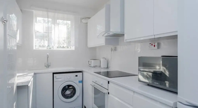 Well Connected Cosy 2 Bedroom Home, Забронировать Отель Отели Англии 3 звезды, 3*