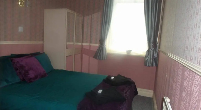 Двухместный номер Standard Iona Hotel