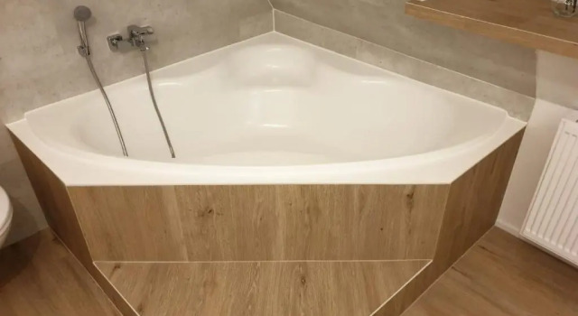 Апартаменты Gemütliche Dachwohnung mit kleiner oder großer Dachterrasse nebeneinander