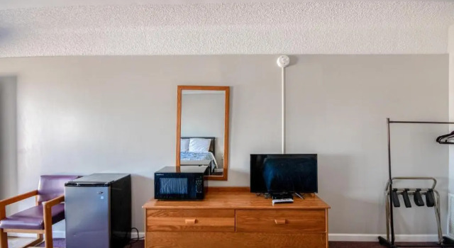 Номер Standard OYO Crossroads Inn