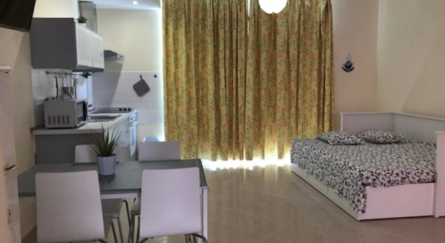 Studio in Portimão, With Wonderful City View, Furnished Balcony and Wi