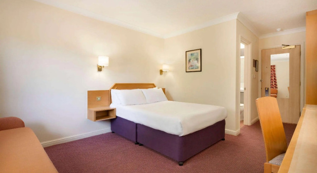 Двухместный номер Days Inn by Wyndham Southampton Rownhams