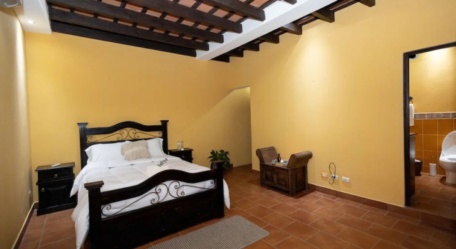 Sabor&arte, Book Bed and Breakfast Hotels in Zacatepeques with Parking, Parking