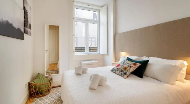 Brand New One Bedroom Lisbon Downtown, Забронировать Отель Бизнес-отели Лиссабона, рядом с Graça Church, 4* 5*
