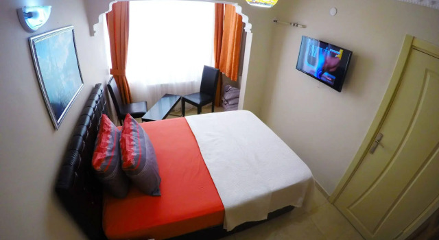 Eren Hotel