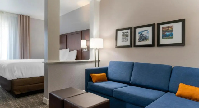 Люкс c 1 комнатой Comfort Suites Paducah Mall Area
