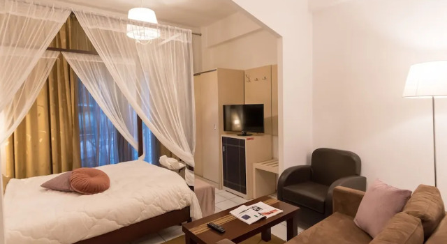 Полулюкс с балконом Krikonis Hotel