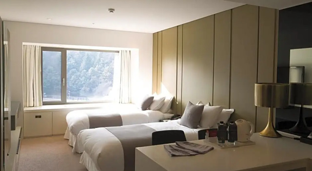 Номер Deluxe с видом на горы Grand Walkerhill Seoul