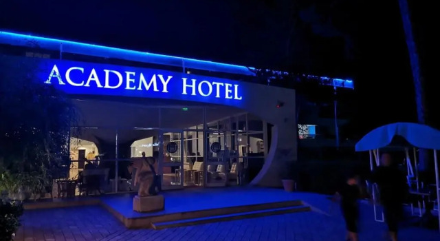Academy Hotel, Rezervasyon Otel Venus Köstence