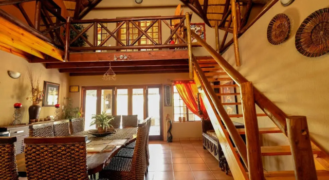 Коттедж с 6 комнатами Lovely holiday home bordering Kruger National Park