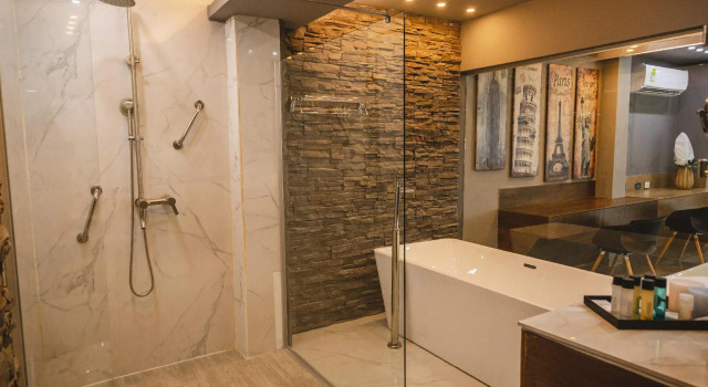 Полулюкс Superior KH Hotel Boutique