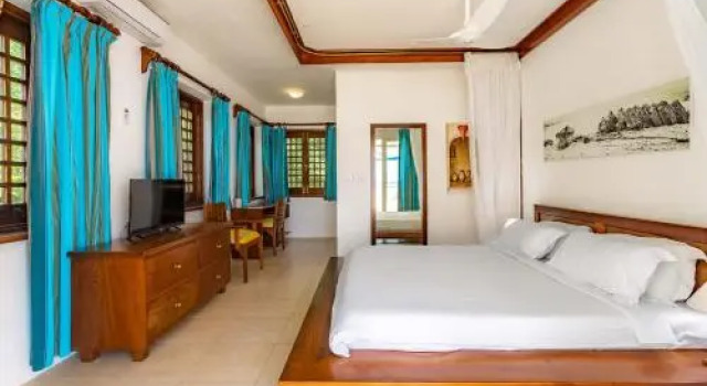 Tequila Sunrise Sky Cabana, Book Apartment Hotels in Coast Region with Parking, Parking