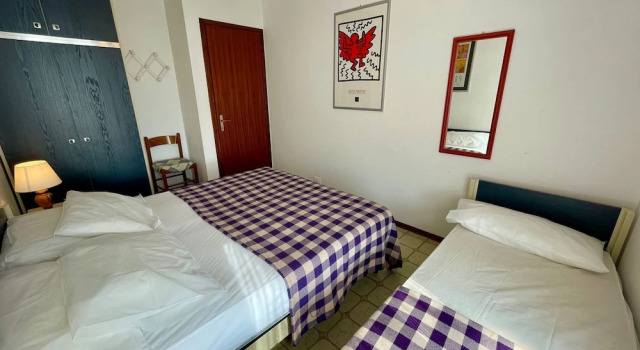Flat by the sea With a Balcony, Забронировать Отель Каорле Линьяно-Ривьера
