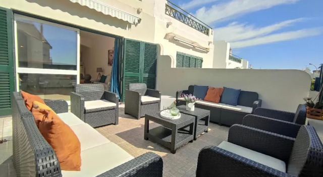 Вилла Standard Vila Magna near The Strip with BBQ, AC, Balcony, Parking, 4 TVs and Free wifi