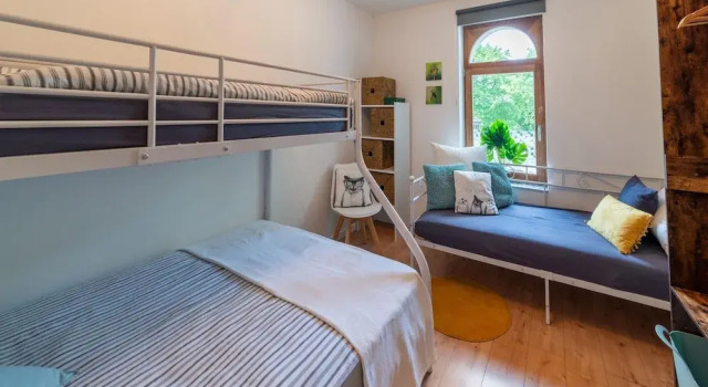 Magnificent Holiday Home for 6 Adults in Xhoffraix, Rezerwuj Hotel Xhoffraix Oost Kantons
