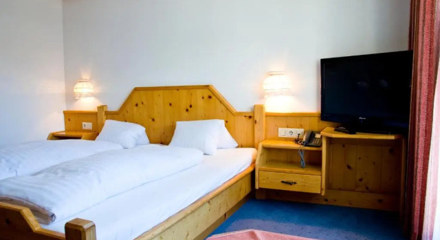 Двухместный номер Standard с видом на горы Hotel Alpenfriede