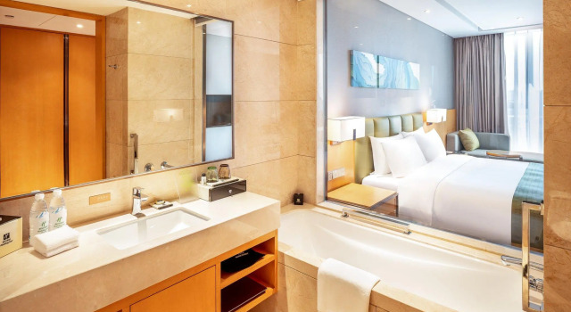 Номер Standard с видом на реку Holiday Inn Neijiang Riverside by IHG