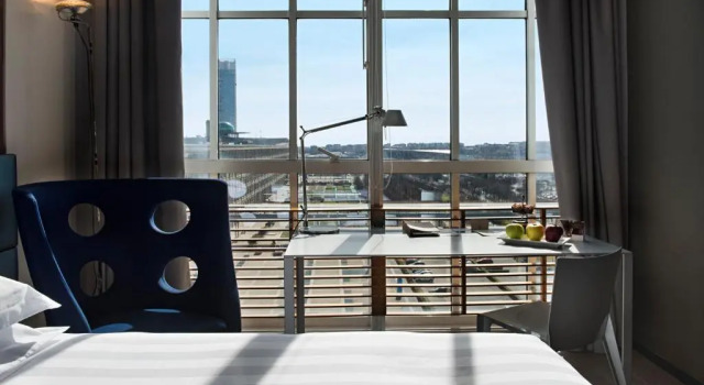 Двухместный номер Deluxe DoubleTree by Hilton Turin Lingotto
