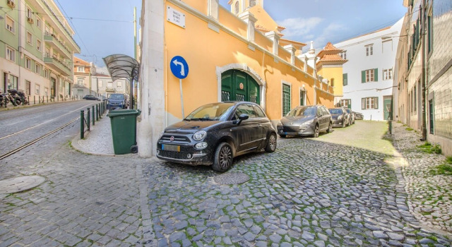 Lapa Cozy Flat With Mezzanine, Забронировать Отель Эштрела , рядом с Рату