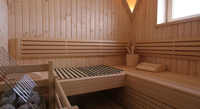 Modern Chalet in Kaprun with Hot Tub