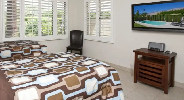 Warm Sands Comfort, Забронировать Дом для отпуска Палм-Спрингс Coachella Valley, рядом с Palm Springs Mall Shopping Center