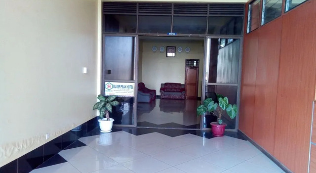 Silver Peak Hotel Lira Ltd