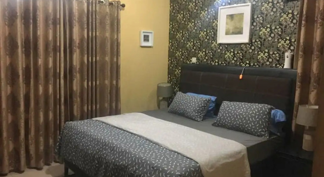 Shortlet Apartment Milverton Estate, Prenota Appartamento Hotel a Eti-Osa con parcheggio, Parcheggio