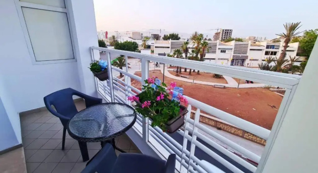 Appartement Haut Standing en plein centre ville, Забронировать Апартаменты/квартира Отели Агадира с парковкой, рядом с House of Activities Association Club, Парковка