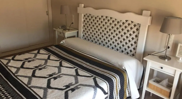 Двухместный номер Standard с балконом Hostal Comercio