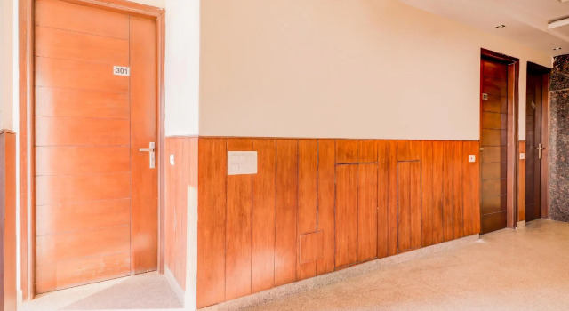 OYO GRG2153 Smart Inn