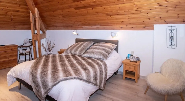 "La Combe Fleurie" Appartements & Chambres, Prenota Hotel Hotel SPA a Alvernia, SPA