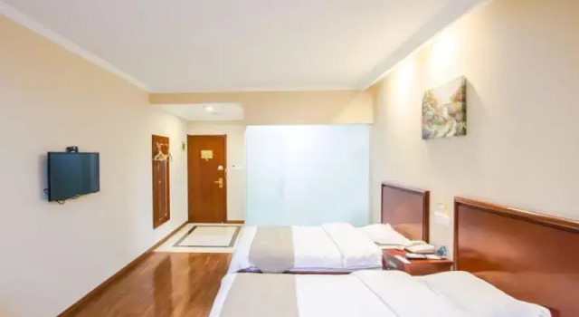 Номер Standard GreenTree Inn Jiaxing ZhongHuan South Road Zhonggang City Express Hotel
