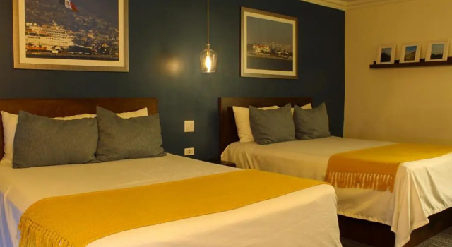 Четырёхместный номер Standard Corona Hotel & Spa