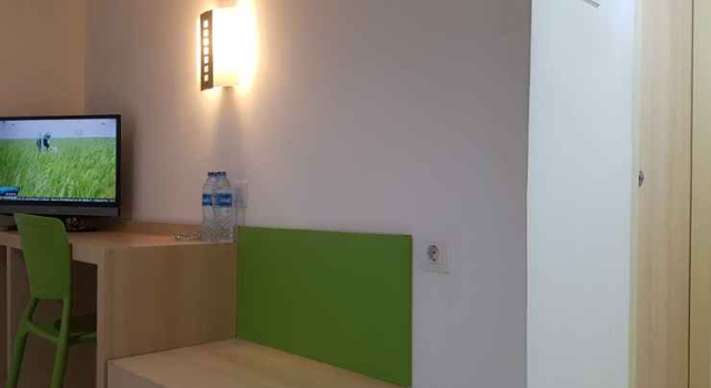 Losmen Simpang, Rezerwuj Hotel Lahat Sumatra