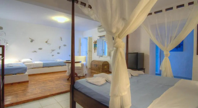 Четырёхместный номер Standard с видом на море Platys Gialos Hotel Sifnos