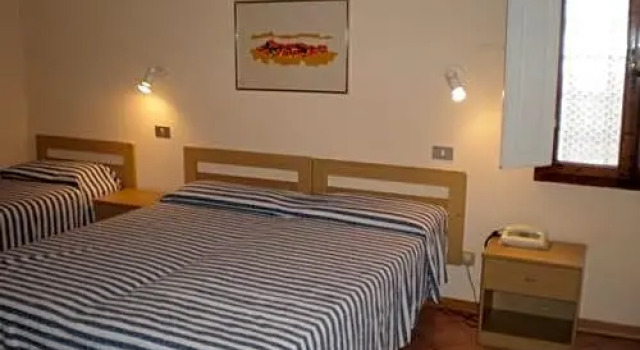 Трёхместный номер Standard Hotel Elite