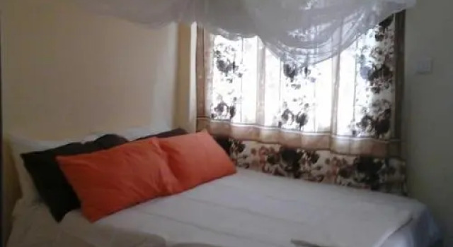 La Residence Executive Guest House, Book Guesthouse Hotels in Livingstone with Parking, Parking