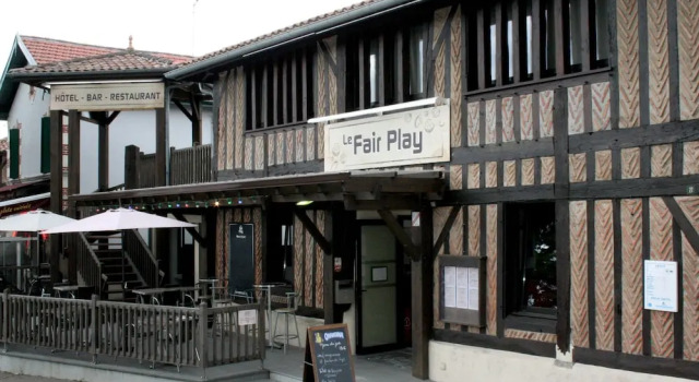 Logis Hôtel Le Fair Play