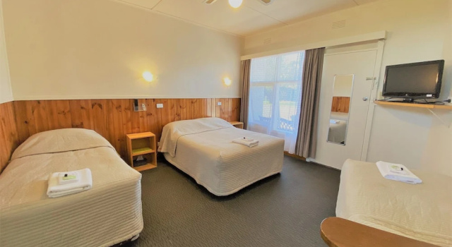 Семейный номер Standard The Terang Motor Inn