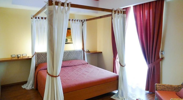 Stella charming & luxury rooms, Varaa Hotelli Hotellit Conversano aamiaisella, Aamiainen