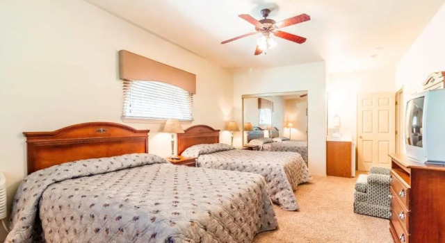 Outdoor Pools Wi-Fi Sleeps 10 Stonebridge Condo 0601, Book Hotel Forsyth USA